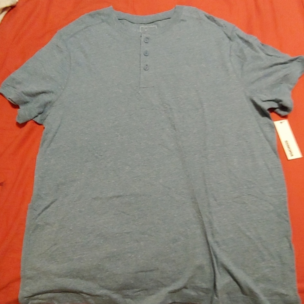 NWT Sonoma Henley Tee